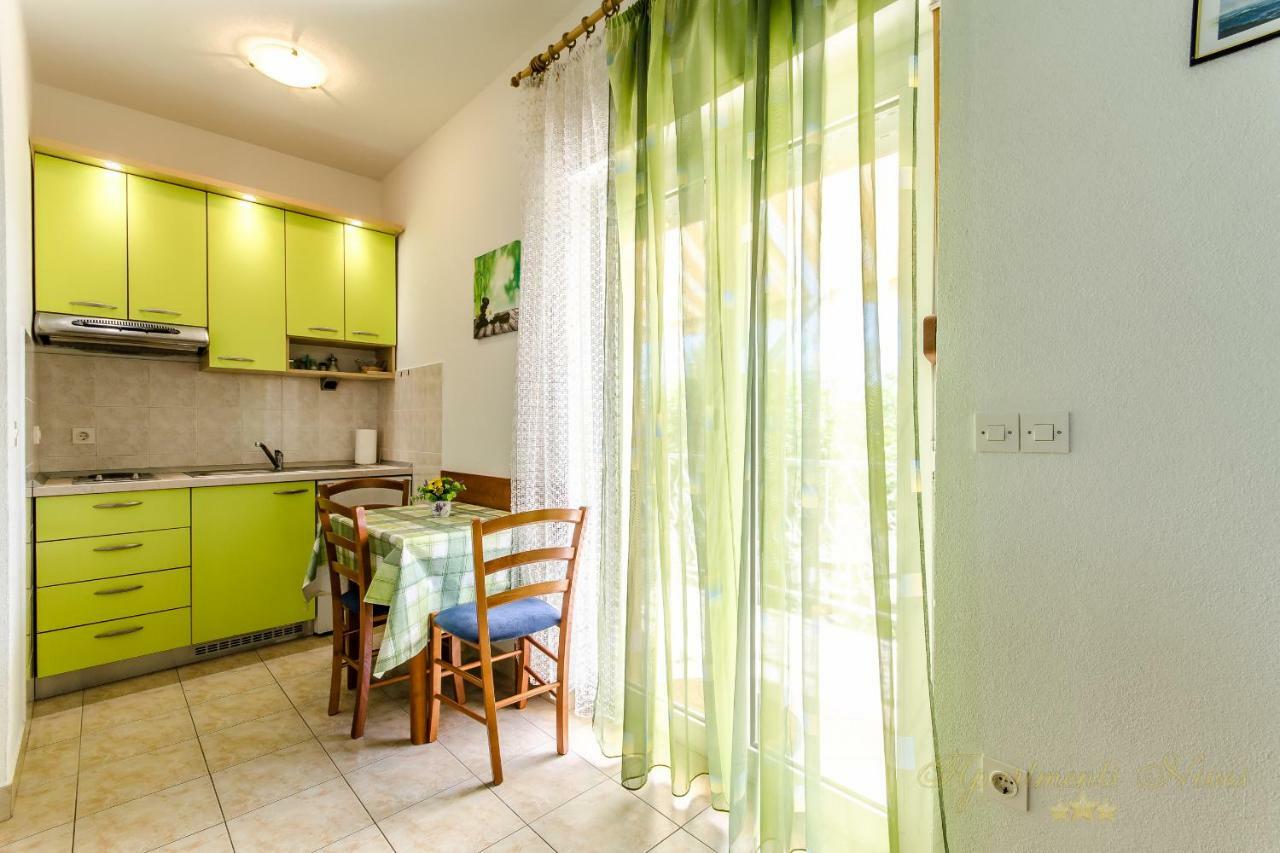 Apartments Nives Suhi Potok Jesenice  Exterior foto