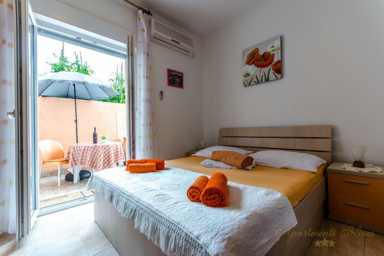 Apartments Nives Suhi Potok Jesenice  Exterior foto